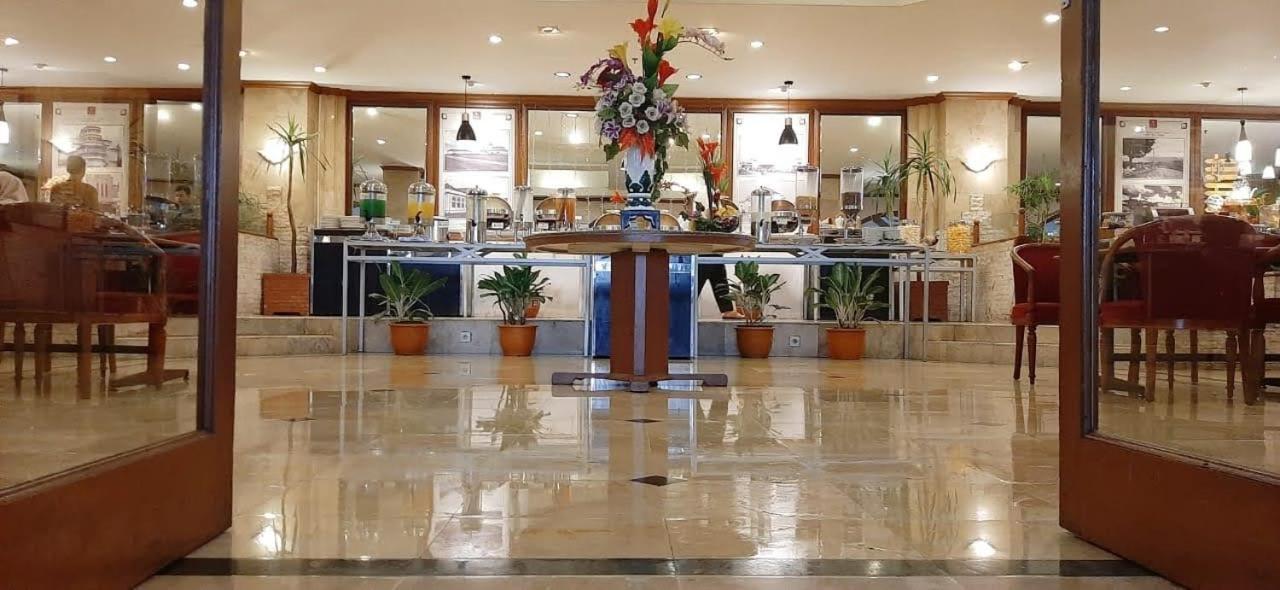 The Jayakarta Suites Bandung Exterior photo